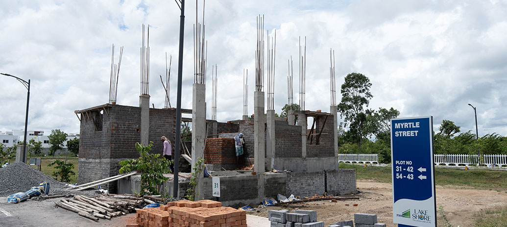 014_tvsemeraldlakeshorechennaiunderconstructionhouse.jpg